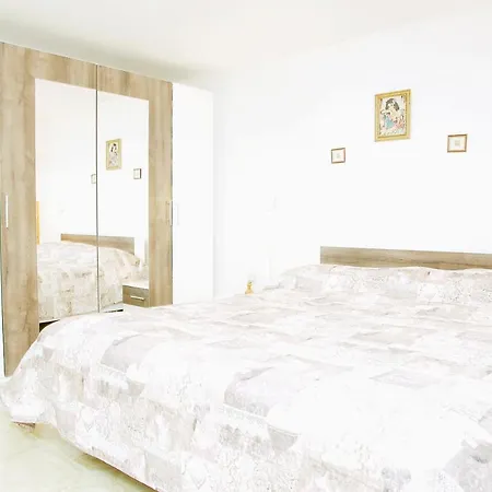Апартаменти Villagio