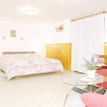 Апартаменти Villagio
